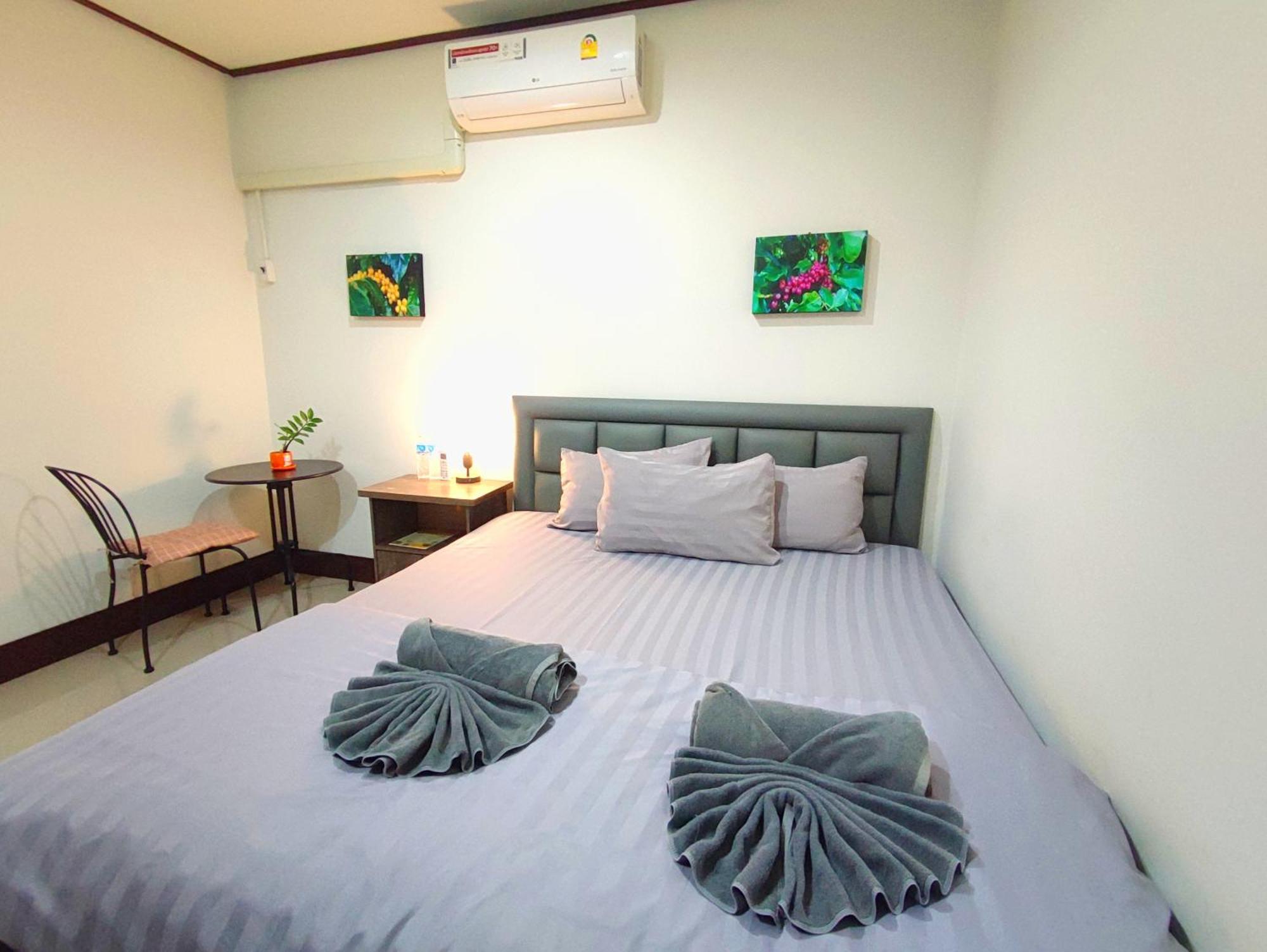 เกสต์เฮาส์ชูบีมา Guesthouse Chubeema Coffee & Tea Ban Mai Ngae Phòng bức ảnh